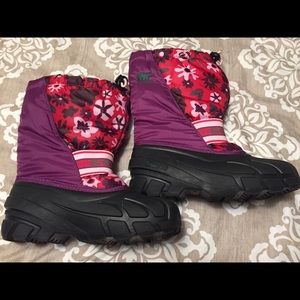 Kids snow boots